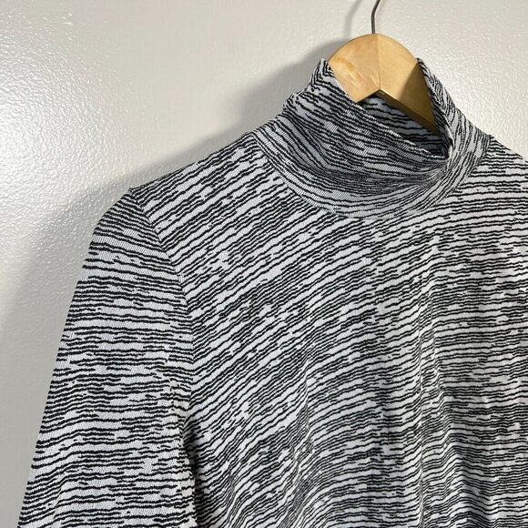 Athleta Flurry Seamless Turtleneck Size XL Wren Black Winter Training Athletic - Picture 4 of 10